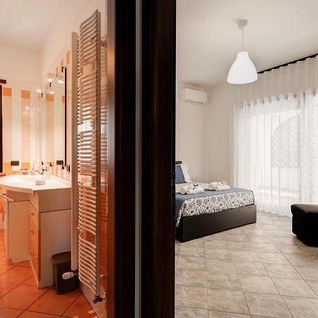 Villa Estia - nel cuore della Valle D'Itria Cisternino Esterno foto
